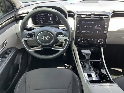 Certified 2024 Hyundai Tucson SE FWD image 18