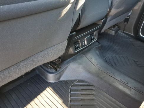 Used 2023 Chevrolet Silverado 1500 RST w/ Z71 Off-Road Package image 9