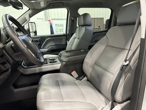 Used 2018 Chevrolet Silverado 3500 LTZ w/ Duramax Plus Package image 15