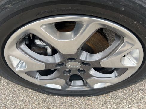 Used 2021 Jeep Compass Limited image 44