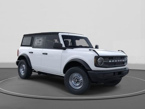 New 2025 Ford Bronco Base image 7