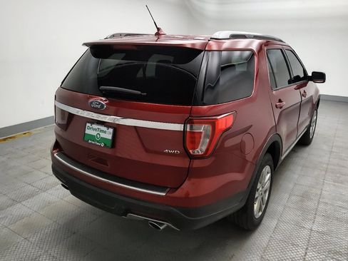Used 2018 Ford Explorer XLT w/ Equipment Group 202A image 9