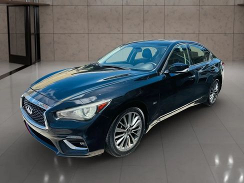 Used 2018 INFINITI Q50 Luxe w/ Essential Package (3.0T Luxe) AWD/4WD image 7
