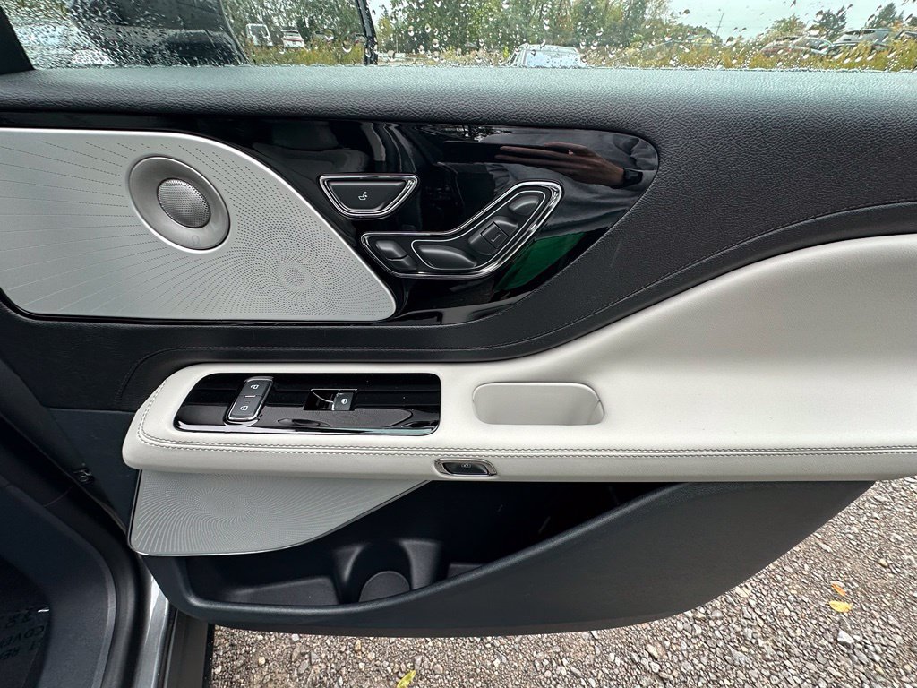 New 2027 Lincoln Aviator Reserve AWD/4WD image 25