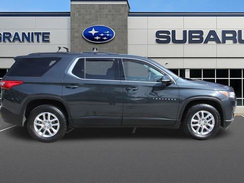 Used 2019 Chevrolet Traverse LT w/ LPO, Floor Liner Package image 11