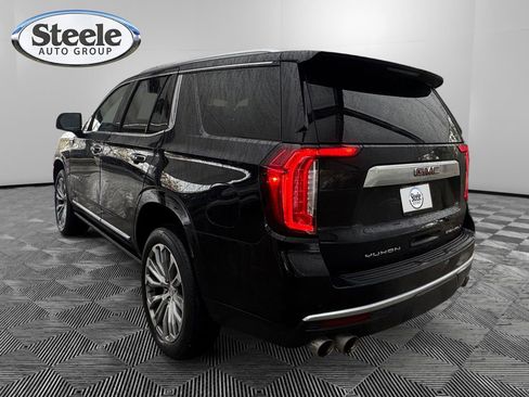 Used 2022 GMC Yukon Denali w/ Denali Premium Package image 3