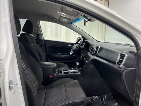 Used 2018 Kia Sportage LX AWD/4WD image 29