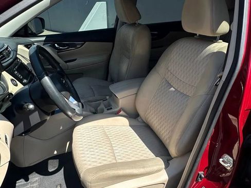 Used 2018 Nissan Rogue SV FWD image 9