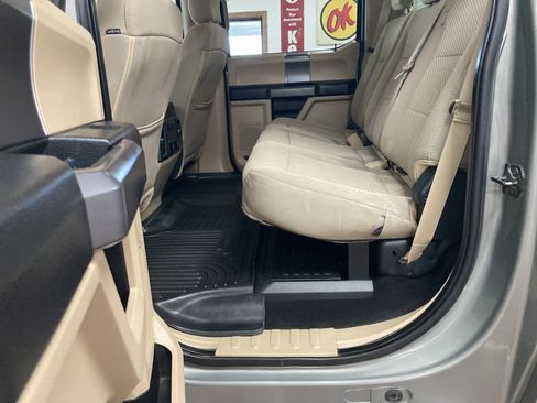 Used 2019 Ford F250 XLT w/ XLT Premium Package AWD/4WD image 14