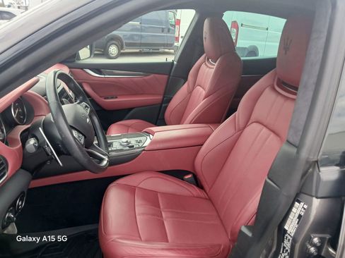 Used 2022 Maserati Levante GT image 10