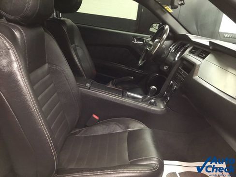 Used 2012 Ford Mustang GT Premium image 36