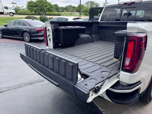 Used 2021 GMC Sierra 1500 Denali w/ Technology Package image 24