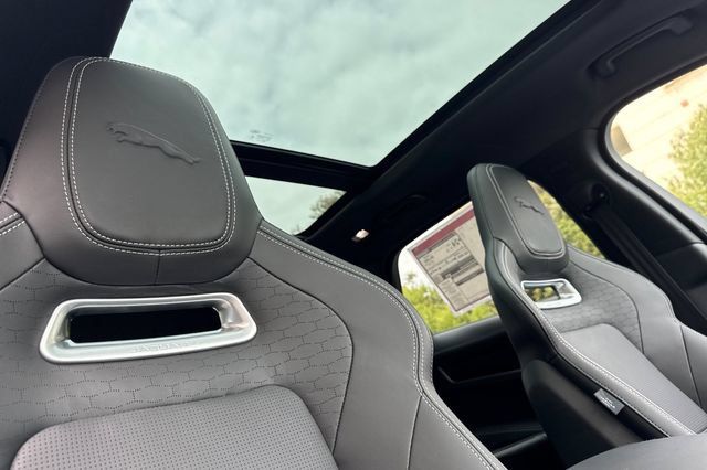 New 2026 Jaguar F-PACE R-Dynamic S AWD/4WD image 16