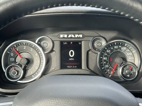 Used 2024 RAM 2500 Big Horn w/ Bed Utility Group image 23