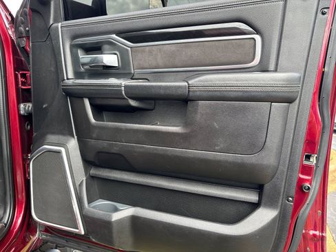 Used 2019 RAM 2500 Laramie AWD/4WD image 38