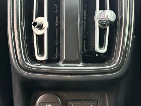 Used 2021 Polestar Polestar 2 image 15