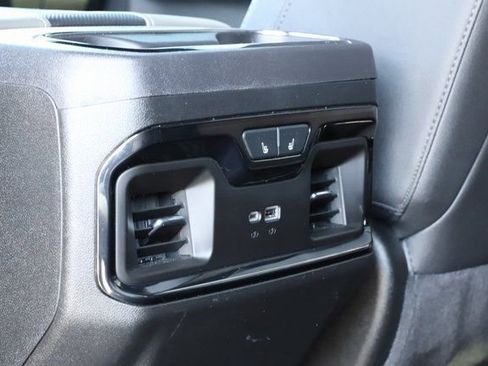 Used 2024 Chevrolet Silverado 2500 ZR2 w/ Technology Package image 23