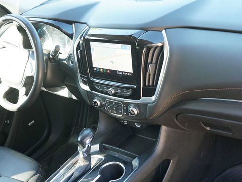 Used 2021 Chevrolet Traverse RS w/ LPO, Cargo Package FWD image 25