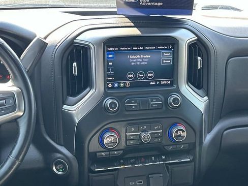 Used 2021 Chevrolet Silverado 1500 LT AWD/4WD image 16