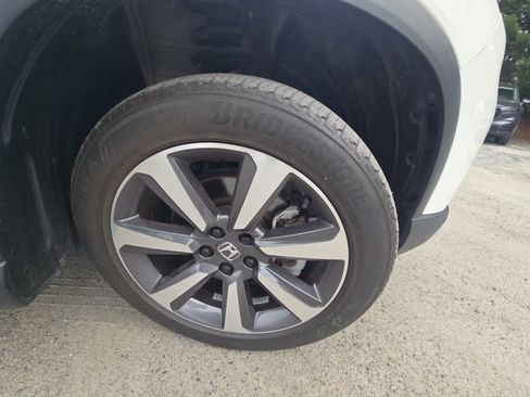 Used 2023 Honda Pilot Elite image 6