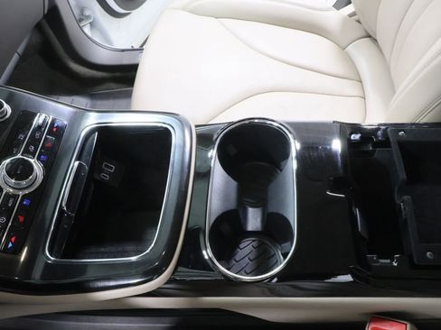 Used 2023 Lincoln Nautilus Reserve image 21