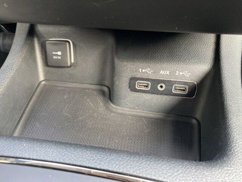 Used 2018 Dodge Durango GT image 30