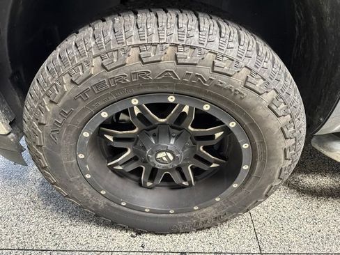Used 2013 GMC Sierra 1500 SLE w/ Power Tech Package AWD/4WD image 3
