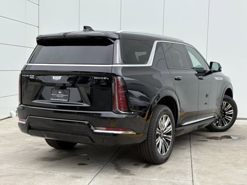 New 2026 Cadillac Escalade IQL Luxury image 7