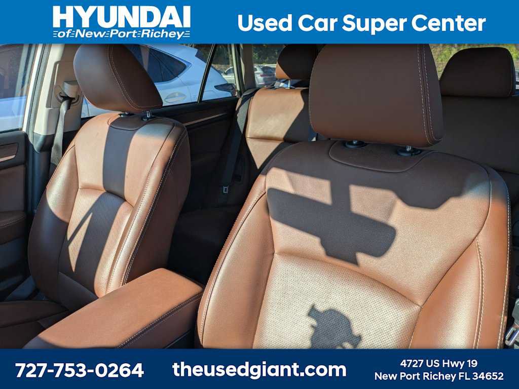 Used 2017 Subaru Outback 2.5i Touring w/ Popular Package #5A AWD/4WD image 3