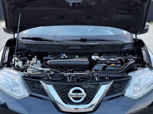 Used 2015 Nissan Rogue S FWD image 28