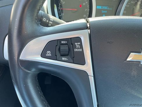 Used 2015 Chevrolet Equinox LT FWD image 22