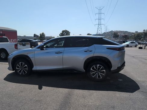 Used 2023 Lexus RZ 450e Premium w/ Technology Package AWD/4WD image 7