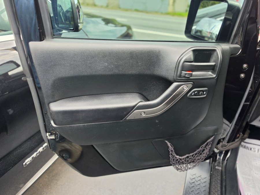 Used 2018 Jeep Wrangler Unlimited Sport AWD/4WD image 22