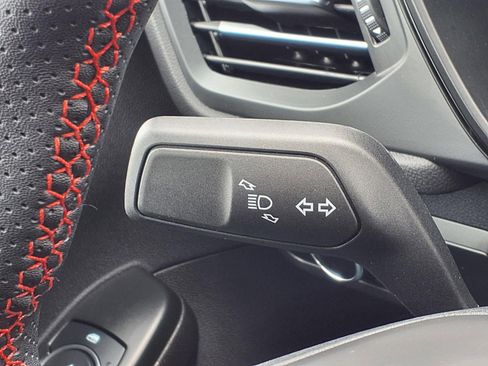 Used 2024 Ford Escape ST-Line w/ Tech Pack #1 image 17