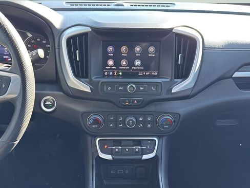 Used 2022 GMC Terrain SLE w/ Driver Convenience Package image 17