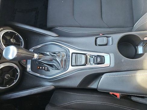 Used 2018 Chevrolet Camaro LT w/ RS Package image 15