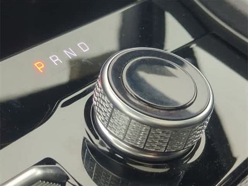 New 2025 Jeep Grand Cherokee Limited image 32