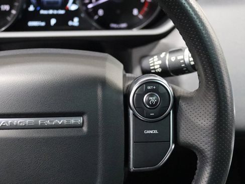Used 2017 Land Rover Range Rover Sport SE image 53