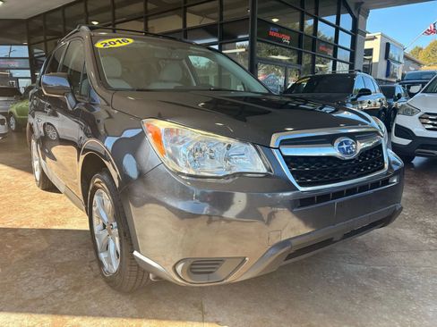 Used 2016 Subaru Forester 2.5i Premium image 1