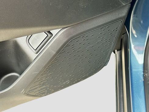 New 2026 Chevrolet Equinox LT w/ Convenience Package II image 20