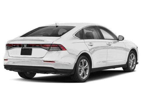 Used 2024 Honda Accord EX image 2