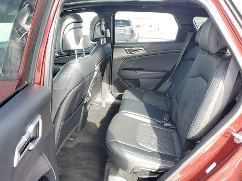 Used 2023 Kia Sportage X-Line w/ X-Line Premium Package image 14