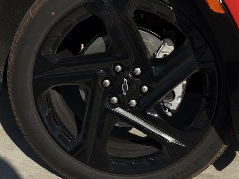 New 2026 Chevrolet Equinox EV RS image 9