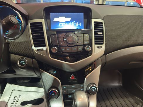 Used 2015 Chevrolet Cruze LTZ w/ Sun, Sound and Sport Package FWD image 18