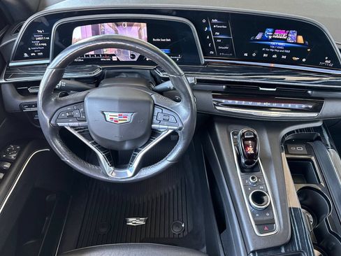 Used 2021 Cadillac Escalade ESV Sport AWD/4WD image 18