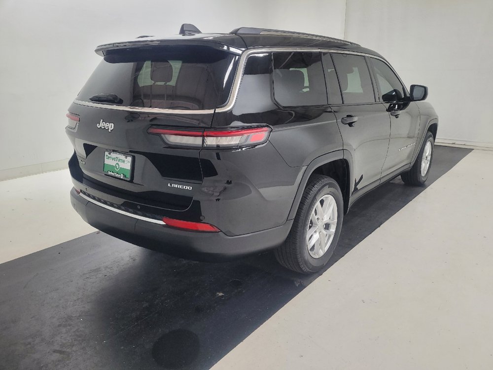 Used 2023 Jeep Grand Cherokee L Laredo AWD/4WD image 9