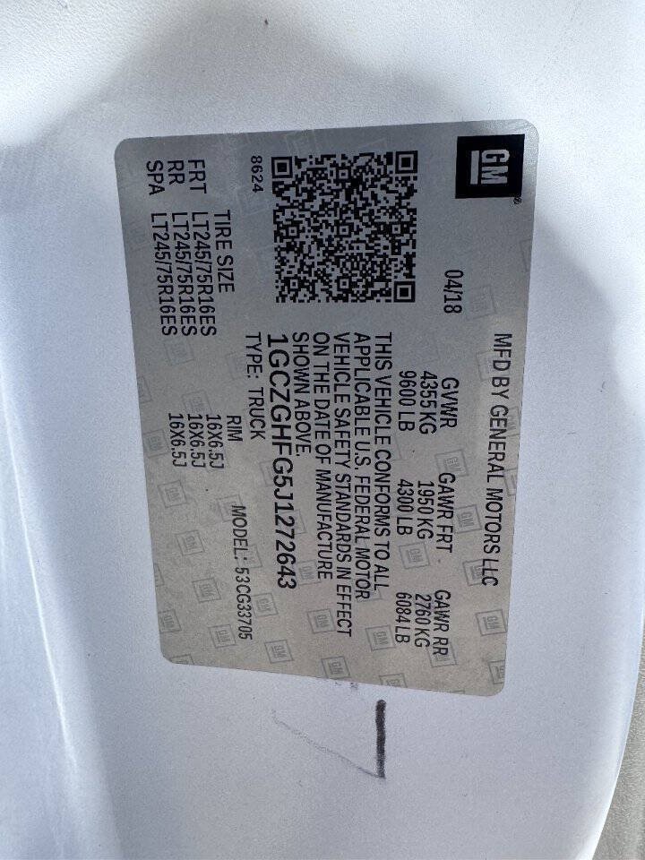 Used 2018 Chevrolet Express 3500 Extended w/ Driver Convenience Package RWD image 13