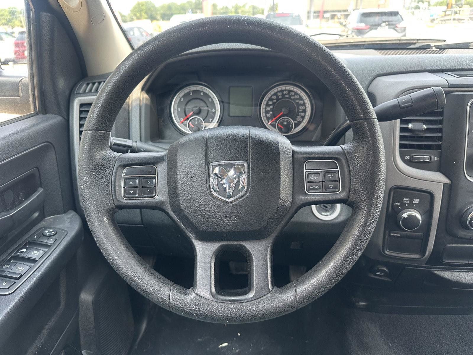Used 2015 RAM 1500 ST w/ SXT Appearance Group AWD/4WD image 22