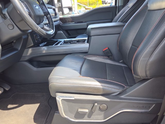 Used 2024 Ford F350 Lariat AWD/4WD image 13