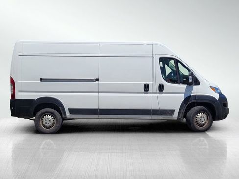Used 2025 RAM ProMaster 2500 w/ Convenience Group FWD image 3
